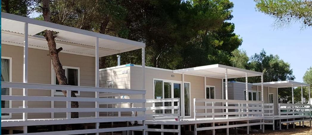 Camping La Scogliera Санта-Чезареа-Терме Екстер'єр фото