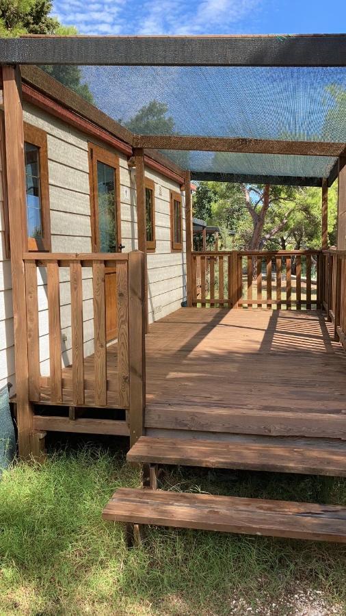 Camping La Scogliera Санта-Чезареа-Терме Екстер'єр фото